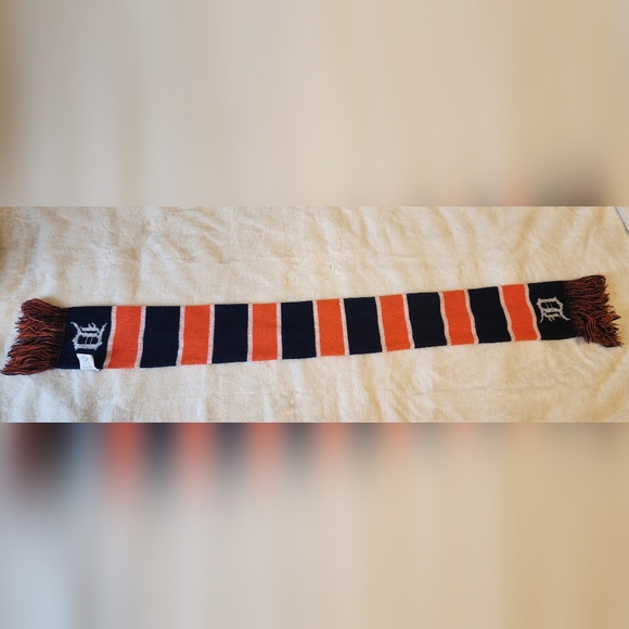 Detroit Tigers scarf - Picture 2 of 2